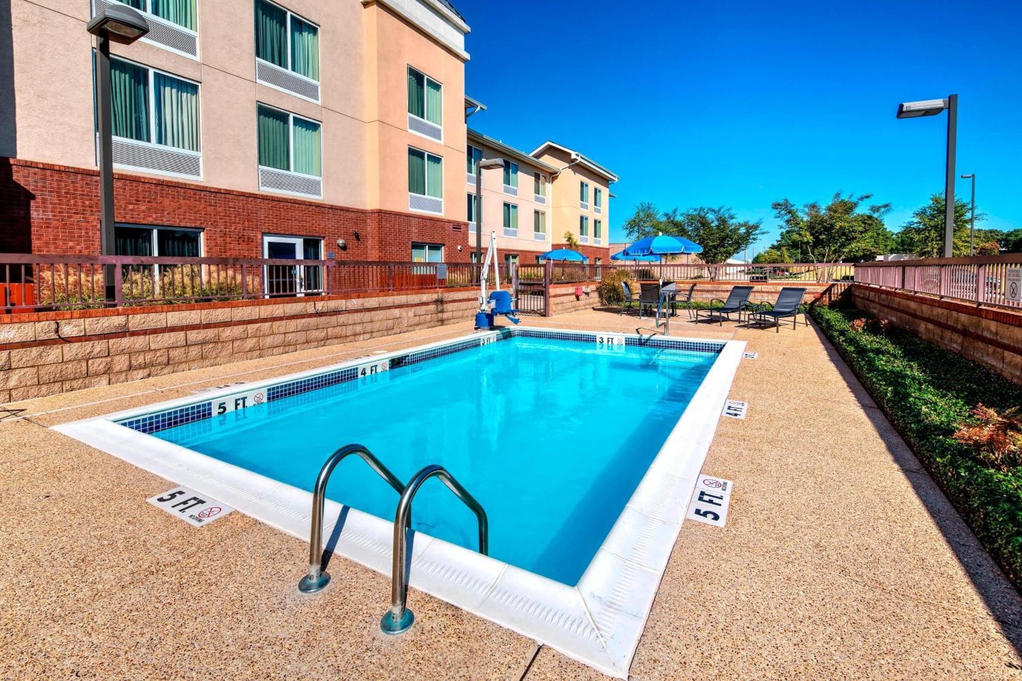 Fairfield Inn & Suites Memphis Olive Branch Exterior photo